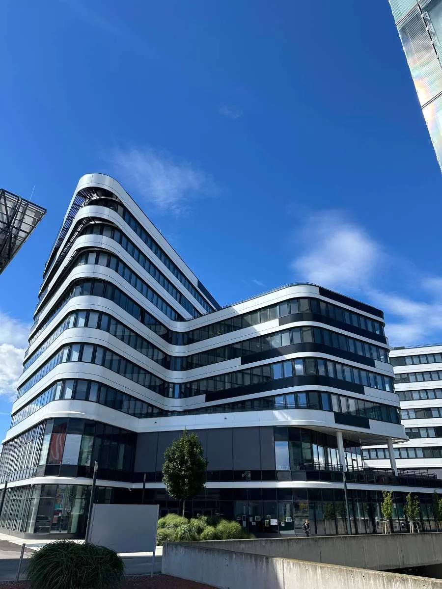 Top Moderne Büroflächen am Flughafen Wien - EU Taxonomie konform - Ansicht 2