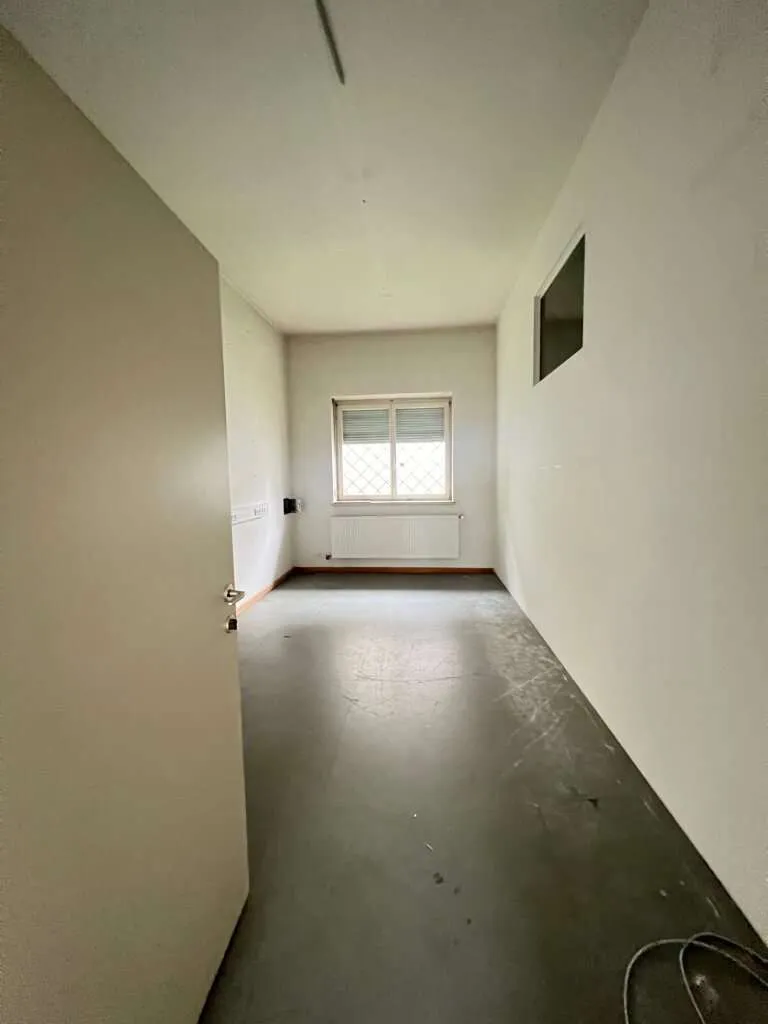 Gewerbeobjekt in St.-Peter mit Büro- und Hallenflächen - Ansicht 3
