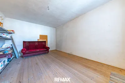 9-Zimmer-Haus kaufen in Hollabrunn – 350 m², € 229.900 – Bild 15 von 35