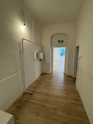 3-Zimmer-Gewerbeimmobilie mieten in Wien – 101 m², € 1.400 – Bild 9 von 19