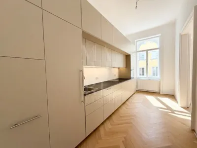 6-Zimmer-Wohnung mieten in Wien – 214,55 m², € 4.995 – Bild 5 von 17