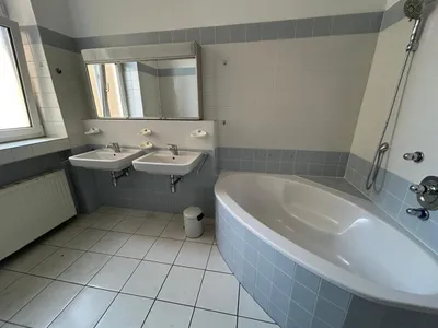 4-Zimmer-Wohnung mieten in Wien – 155 m², € 2.756 – Bild 7 von 11