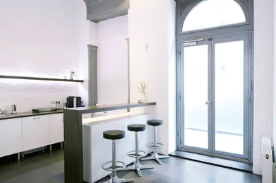 Gewerbeimmobilie mieten in Wien – 200 m², € 4.000 – Bild 6 von 11