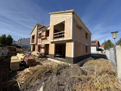 5-Zimmer-Haus kaufen in Baden – 126,78 m², € 699.000 – Bild 1 von 41