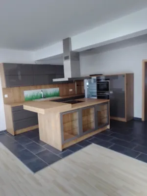 4-Zimmer-Haus mieten in Mistelbach – 130 m², € 1.510