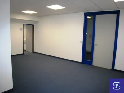 10-Zimmer-Gewerbeimmobilie mieten in Wien – 366 m², € 3.064 – Bild 4 von 7