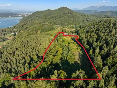 Grundstück kaufen in Klagenfurt Land – 33 147 m² – Bild 3 von 4