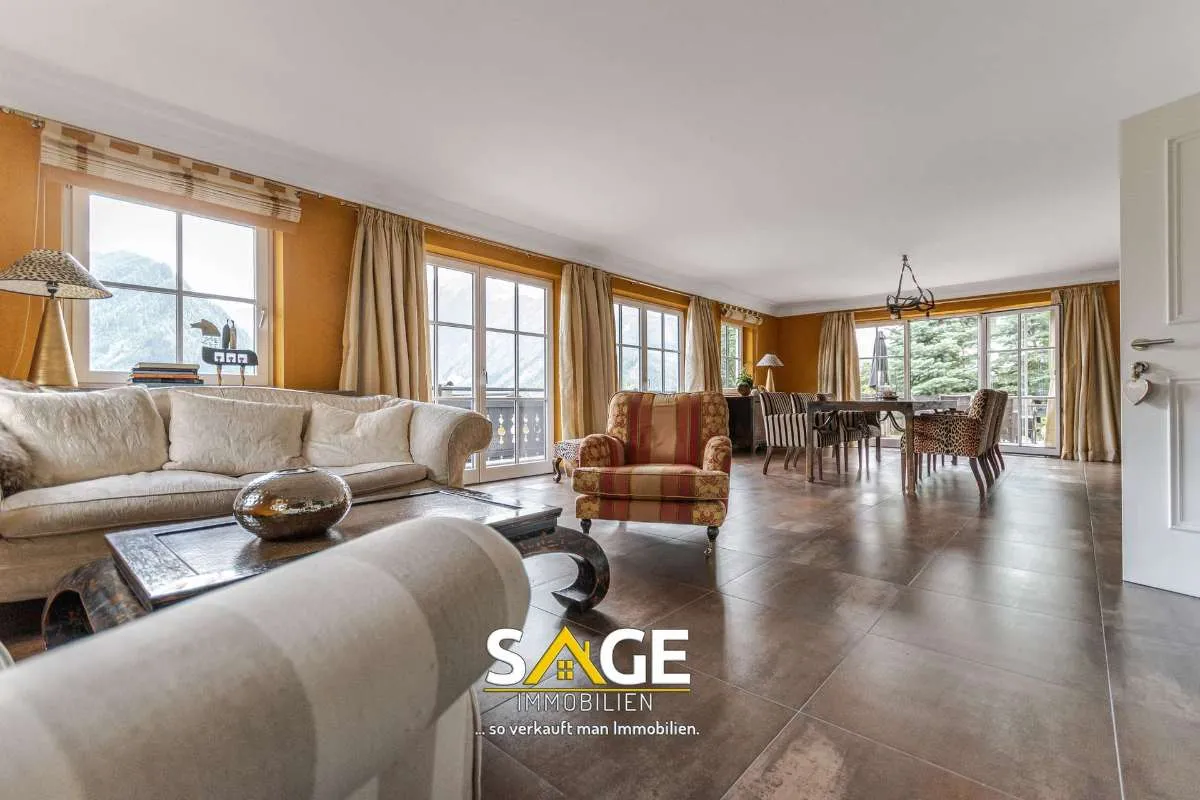 Exklusive Panorama-Villa in Sonnenlage - Ruhe, Stil & Naturgenuss in Neukirchen am Großvenediger - Ansicht 3