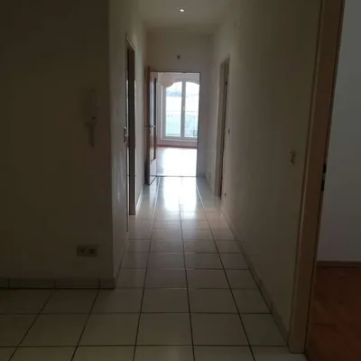 3-Zimmer-Wohnung mieten in Wiener Neustadt – 87,34 m², € 904 – Bild 2 von 12