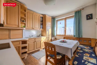 8-Zimmer-Haus kaufen in Vöcklabruck – 280 m² – Bild 11 von 13