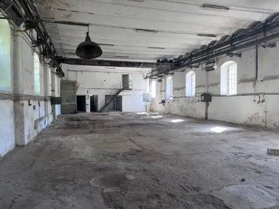 Gewerbeimmobilie mieten in Bruck-Mürzzuschlag – 400 m², € 5 – Bild 2 von 9