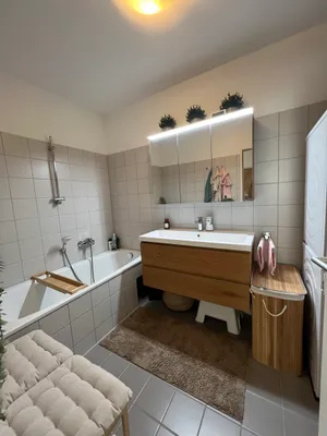 3-Zimmer-Wohnung mieten in Wien – 74 m², € 1.032 – Bild 3 von 3