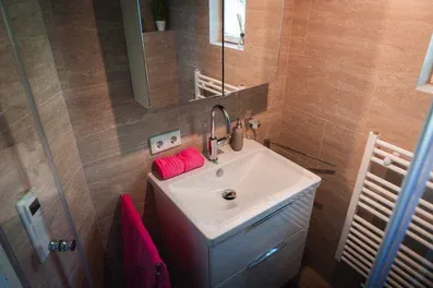 2-Zimmer-Wohnung mieten in Salzburg-Umgebung – 45 m², € 300 – Bild 20 von 24