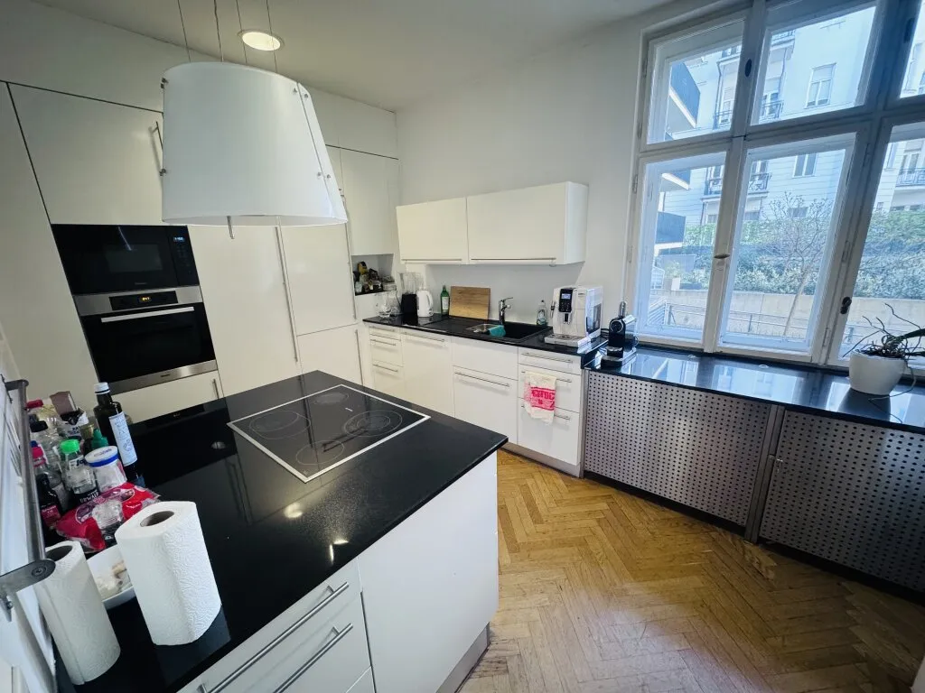 Großzügiges Büro 231m², 7 Zimmer, U-Bahn-Nähe, Top Ausstattung in 1040 Wien! - Ansicht 3