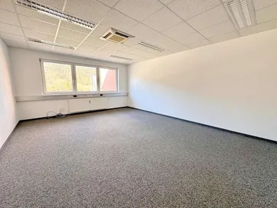 1-Zimmer-Gewerbeimmobilie mieten in Leoben – 32 m², € 436 – Bild 2 von 3