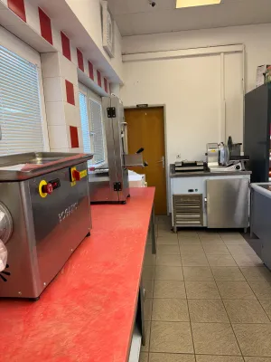 Gewerbeimmobilie mieten in Grieskirchen – 190 m², € 2.500 – Bild 11 von 17