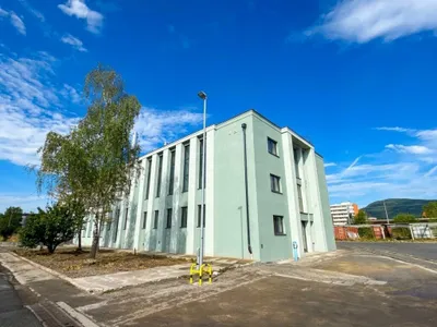 1-Zimmer-Gewerbeimmobilie mieten in Neunkirchen – 116,04 m² – Bild 2 von 17