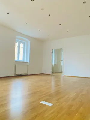 2-Zimmer-Gewerbeimmobilie mieten in Klagenfurt – 83 m², € 990 – Bild 3 von 11