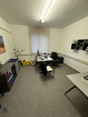 8-Zimmer-Gewerbeimmobilie kaufen in Korneuburg – 320 m², € 1.300.000 – Bild 16 von 32