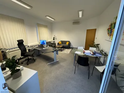 8-Zimmer-Gewerbeimmobilie kaufen in Korneuburg – 320 m², € 1.300.000 – Bild 5 von 32