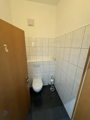 8-Zimmer-Gewerbeimmobilie kaufen in Korneuburg – 320 m², € 1.300.000 – Bild 23 von 32