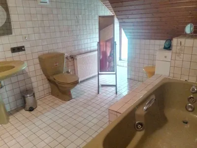 5-Zimmer-Wohnung mieten in Steyr-Land – 248 m², € 700 – Bild 6 von 19
