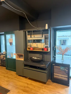 2-Zimmer-Gewerbeimmobilie mieten in Wiener Neustadt Land – 100 m², € 400 – Bild 5 von 7