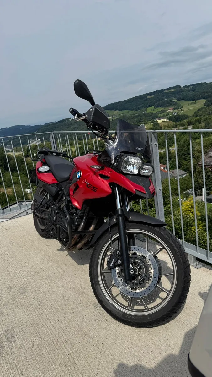 BMW F 700