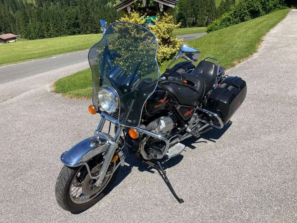 Moto Guzzi California