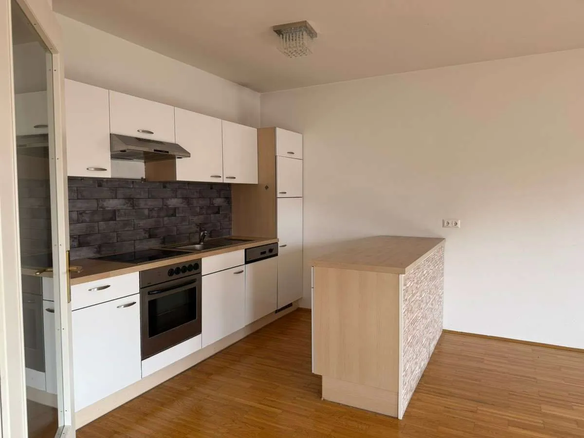sonnige 2 Zimmer Wohnung mit Wohlfühlcharakter - Ansicht 3