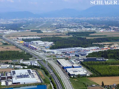 Gewerbeimmobilie mieten in Graz-Umgebung – 224 m², € 2.016 – Bild 1 von 4