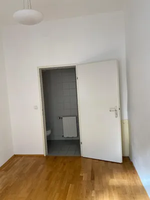 8-Zimmer-Gewerbeimmobilie mieten in Graz – 136 m², € 1.600 – Bild 8 von 15