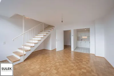** ab sofort; einzigartige 3 Zimmer Maisonette Dachgeschoss Wohnung (KEINE WGS!) // Nähe Johann-Nepomuk-Vogl-Platz // Währing ** – Bild 2
