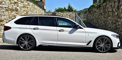 BMW 5er-Reihe M550d xDrive*M-Performance*PANO*B&W*Massage*TV*...