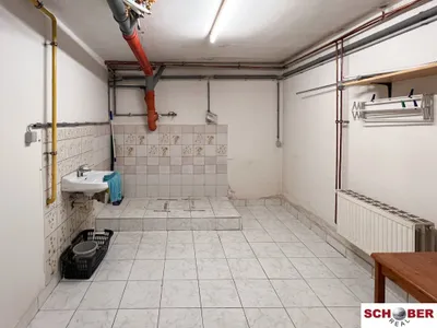 7-Zimmer-Gewerbeimmobilie kaufen in Baden – 240 m², € 680.000 – Bild 23 von 32