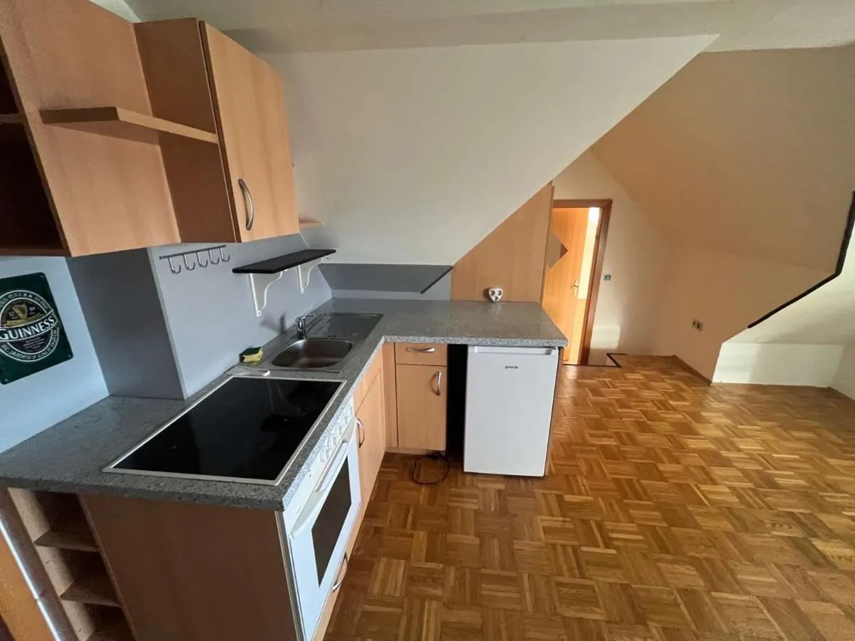 Charmante 2-Zimmer Wohnung mit Balkon! - Ansicht 3