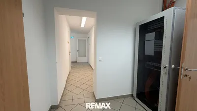 Gewerbeimmobilie mieten in Sankt Pölten – 159 m², € 1.915 – Bild 8 von 17