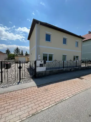 5-Zimmer-Haus mieten in Baden – 142,52 m², € 2.400 – Bild 2 von 31