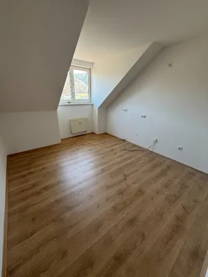 2-Zimmer-Wohnung mieten in Bruck-Mürzzuschlag – 55 m², € 505 – Bild 2 von 9