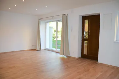 4-Zimmer-Haus mieten in Baden – 122 m², € 1.400 – Bild 3 von 10