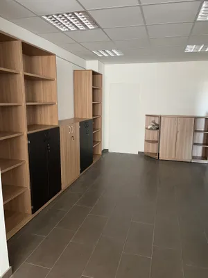 8-Zimmer-Gewerbeimmobilie mieten in Baden – 272 m², € 3.496 – Bild 12 von 19