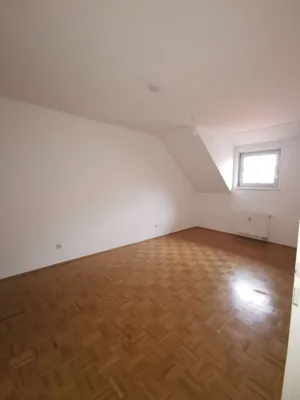 4-Zimmer-Wohnung mieten in Braunau am Inn – 90,88 m², € 988 – Bild 12 von 13