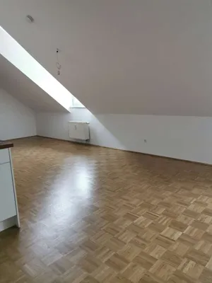 4-Zimmer-Wohnung mieten in Braunau am Inn – 90,88 m², € 988 – Bild 5 von 13