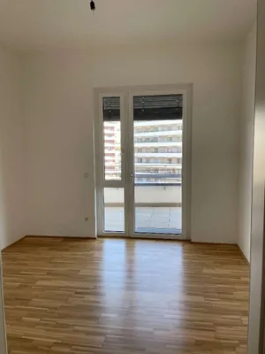 4-Zimmer-Wohnung mieten in Graz – 128 m², € 2.600 – Bild 8 von 12