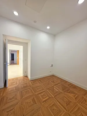 6-Zimmer-Wohnung mieten in Wien – 269,95 m², € 8.324 – Bild 10 von 27