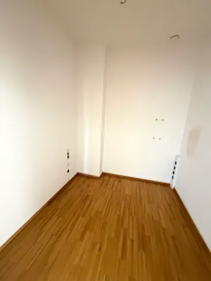 6-Zimmer-Gewerbeimmobilie mieten in Graz-Umgebung – 168 m², € 1.904 – Bild 11 von 19