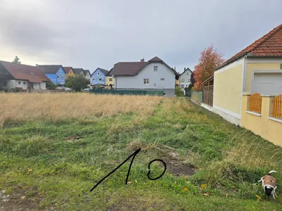 Grundstück kaufen in Bruck an der Leitha – 655 m², € 250.000 – Bild 1 von 5