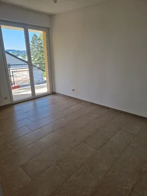 5-Zimmer-Wohnung mieten in Vöcklabruck – 123 m², € 1.620 – Bild 3 von 12