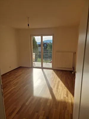 5-Zimmer-Wohnung mieten in Vöcklabruck – 123 m², € 1.620 – Bild 8 von 12
