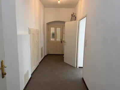 2-Zimmer-Gewerbeimmobilie mieten in Mödling – 94 m², € 380 – Bild 3 von 8